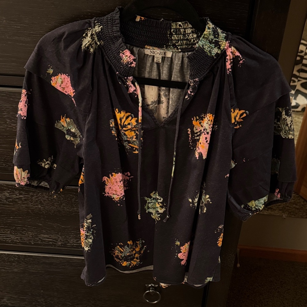 NIC+ZOE Women's Floral Blouse - Navy and Multicolor PM